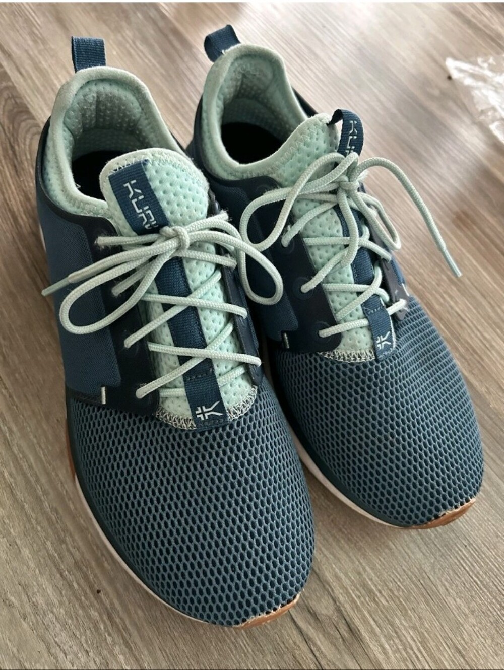 Kuru Ladies Sneaker Shoes Size 9.5